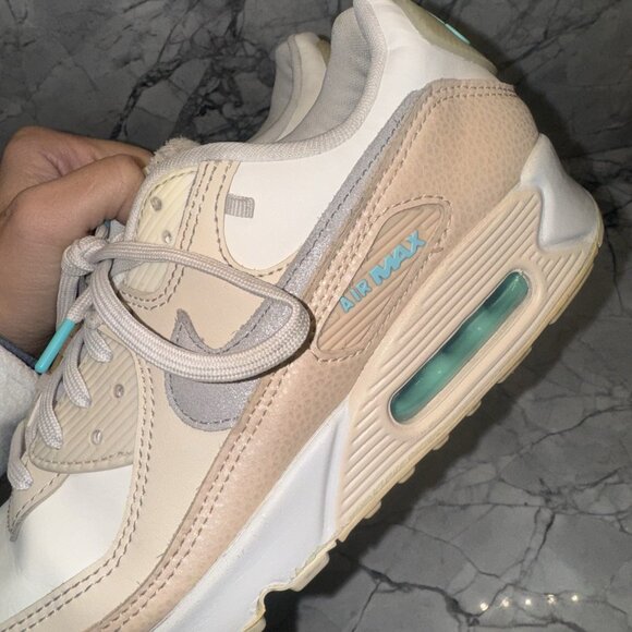 Nike Air Max 90 "Mama" White/Beige/Light Pink DZ5194-001 Women Size 9 - Picture 7 of 9